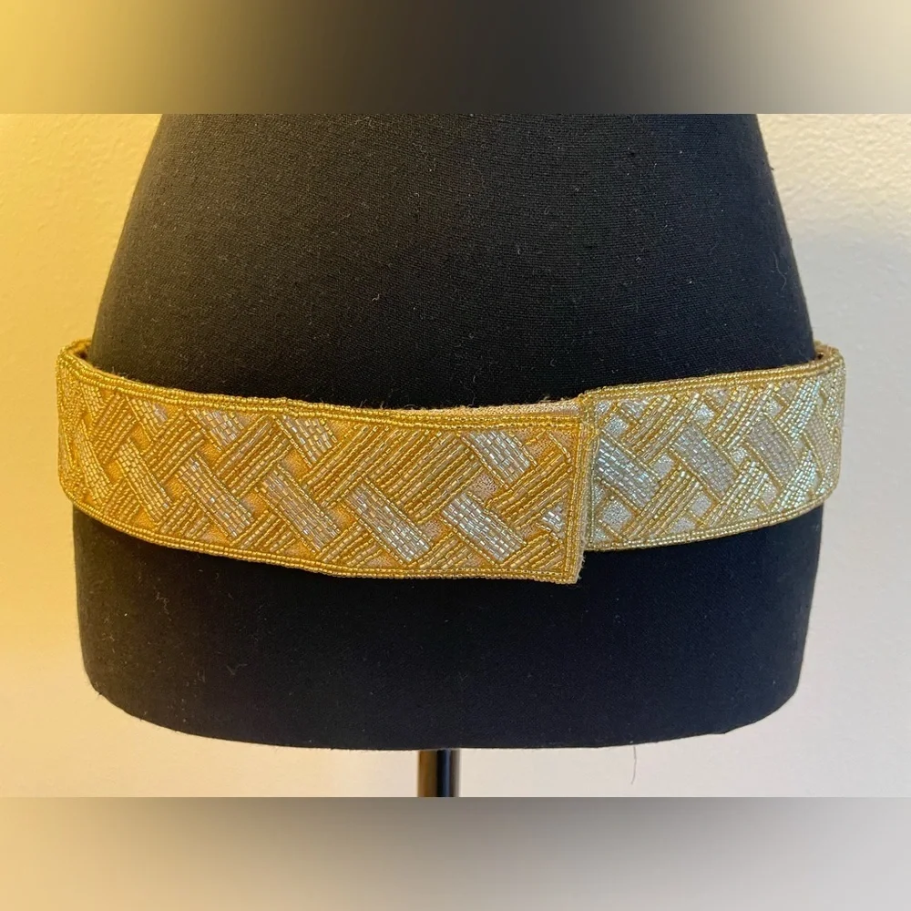 NWT - Vintage Le Regale Gold Cross Pattern Beaded Belt - Size L